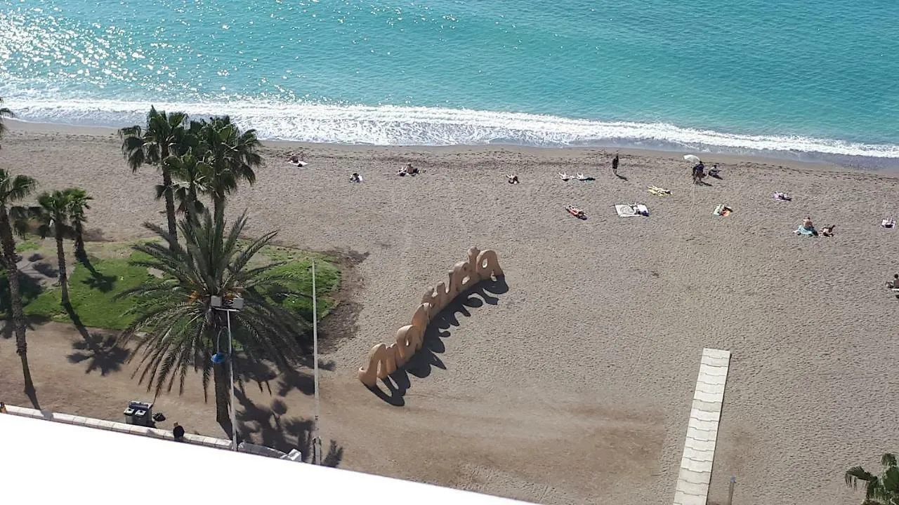 Primera Linea De Playa 4 Málaga Spanje